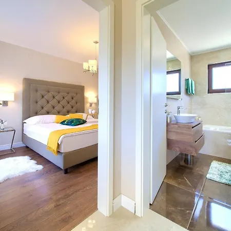 Luxury Apartments Villa Stina Pinezici  Exterior photo