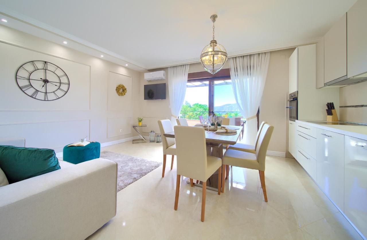 Luxury Stina Apartment